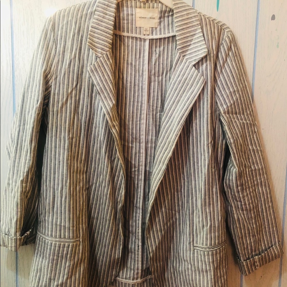 UO Linen Blend Blazer